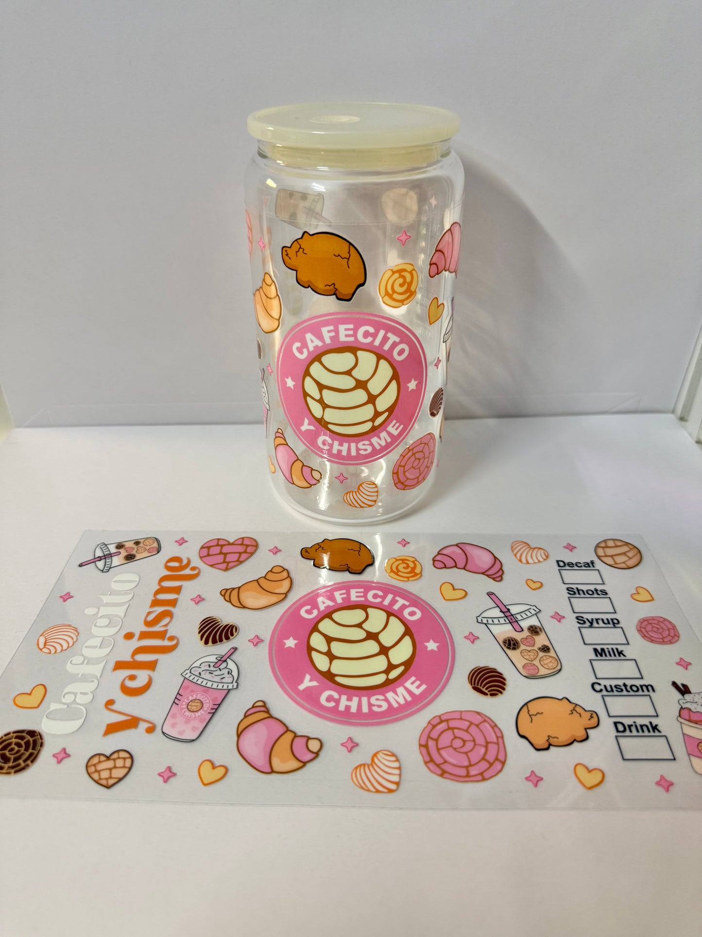 Cafecito y chisme Uvdtf wrap