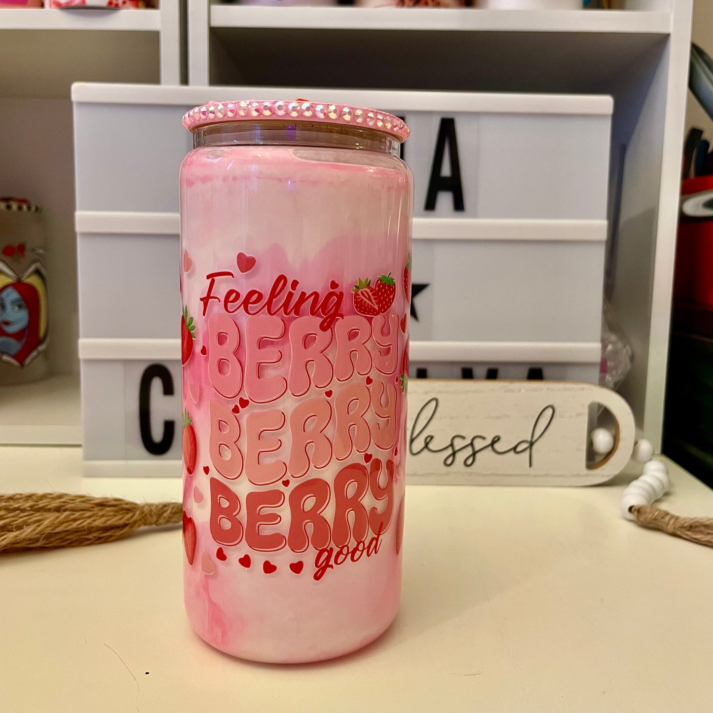 Strawberry 16oz snow globe