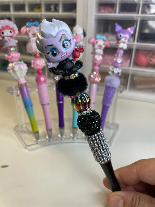 Ursula beads pen