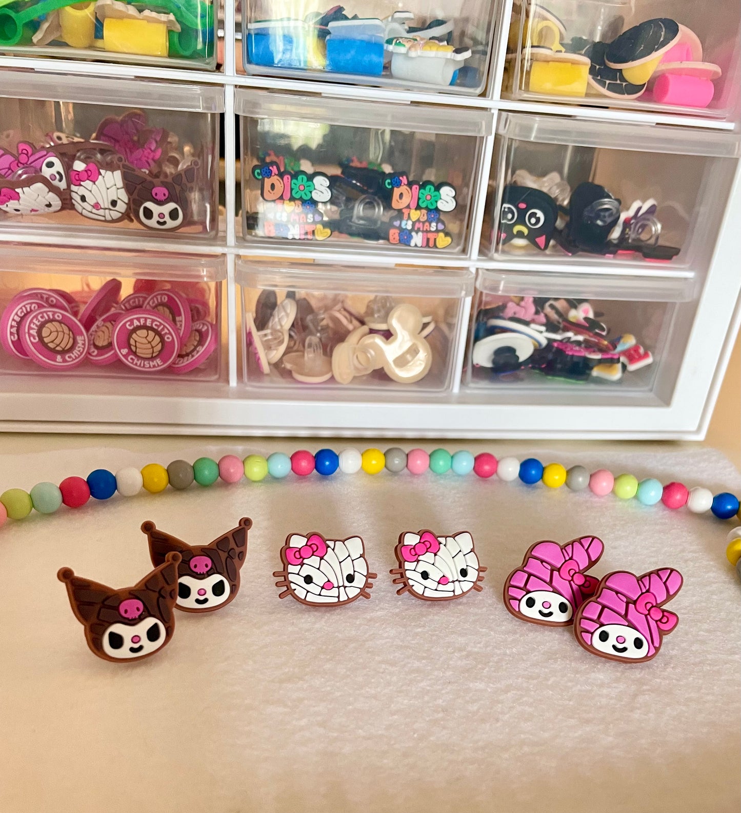 Hello Kitty Straw Toppers